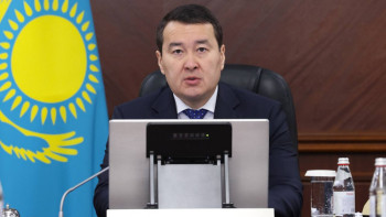 Фотография к новости: Смайылов министрліктерге бірақатар тапсырма берді