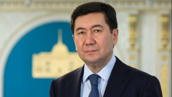 Фотография к новости: Қошанов: AMANAT партиясы - бұл Президентіміздің қоғамдық тірегі