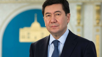 Фотография к новости: Қошанов AMANAT-тың төрағасы болып сайланды