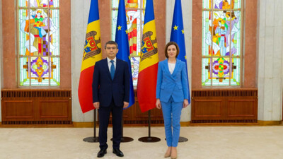 Қазақстан елшісі Молдова президентіне сенім грамоталарын тапсырды