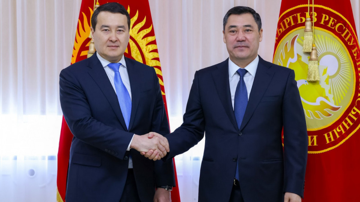 Смайылов Қырғызстан Президентімен кездесті