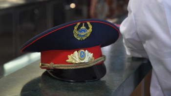 Фотография к новости: Ерлігімен ел есінде қалған полицейлер