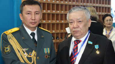 Офицер, қаһарман, азамат