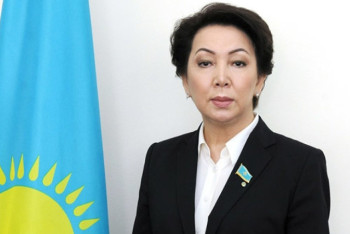 Фотография к новости: Депутаттар онлайн несиелеуге тыйым салуды ұсынды