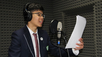 Фотография к новости: Ақтөбелік оқушылар «Клаус» мультфильмін қазақша сөйлетті