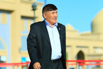 Фотография к новости: Сердәлі: Ғаламторды қанша жерден мақтасақ та, ол газет пен журналдай бола алмайды