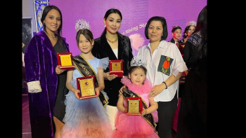 Фотография к новости: Ақтаулық дизайнер және кішкентай модель шетелдіктерді тәнті етті