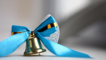 Фотография к новости: Соңғы қоңырау: Директор мен мұғалімдерге сыйлық алу үшін ақша жинауға тыйым салынады