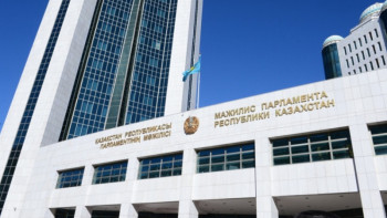 Фотография к новости: Мәжіліс қаржы пирамидаларына қатысты заң шығарады