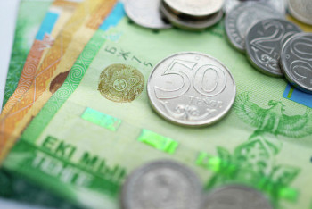 Фотография к новости: Ең төменгі зейнетақы мен жәрдемақының көлемі қайта қаралады