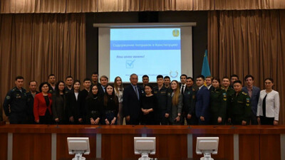 Сенат депутаты Ресейде оқып жатқан қазақстандық студенттермен кездесті
