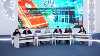 Фотография к новости: Қос стандарттан кетуіміз керек – заңгер