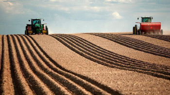 Фотография к новости: Оңтүстік өңірдегі жердің жартысына жуығы қалпына келтіруді қажет етеді – агромамандар 