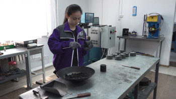 Фотография к новости: Жол мамандарын дайындау мақсатында студенттер ақылы тәжірибеден өтуде