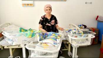 Фотография к новости: Ақтөбеде Қасым, Жомарт, Кемел есімді үшем өмірге келді