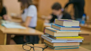 Фотография к новости: Білімге қанша қаржы бөлінсе де оқушының білімі біліктілікке айналмай жатыр – депутат