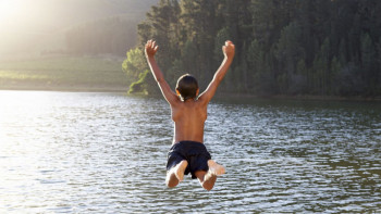 Фотография к новости: Алматыда суға шомылуға рұқсат етілген жерлер белгілі болды