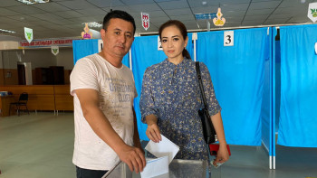 Фотография к новости: Түркістан: Тұрандықтар референдумда дауыс берді