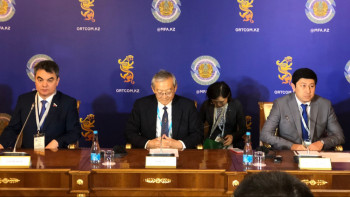 Фотография к новости: ШЫҰ миссиясы референдумды ашық әрі әділ өтті деп есептейді