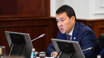 Фотография к новости: Үкімет басшысы министрліктерге тапсырма берді