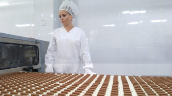 Фотография к новости: Қант тапшылығына байланысты Ирис, Барбарис кәмпиттерін шығару уақытша тоқтады