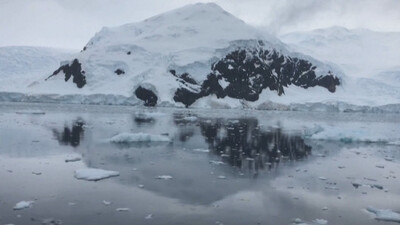 Антарктидада жаңа жауған қардан микропластик табылды