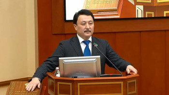 Фотография к новости: Аманжол Әлтай әр өңірде Ұлттық университет мәртебесін беруді  ұсынды