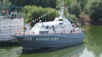 Фотография к новости: Шекарашылар 1,5 млрд теңгені мемлекетке қайтарды