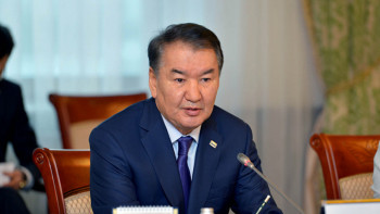 Фотография к новости: Конституциялық сот туралы заң жобасы әзірленіп жатыр – Қайрат Мәми