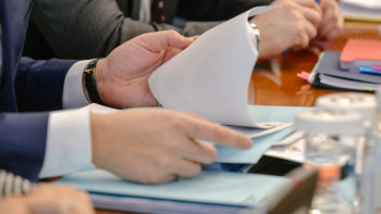 Фотография к новости: Елімізде бір көзден мемлекеттік сатып алуды қысқарту  көзделіп отыр