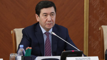 Фотография к новости: Оларды тыңдамасақ, ертең көшеде айғай-шу болады. Қошанов белсенділер туралы айтты