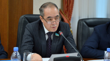 Фотография к новости: Сенат комитетінің төрағасы сайланды