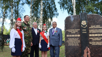 Фотография к новости: Беларусь жерінде қазақ жауынгерлеріне ескерткіш белгі орнатылды