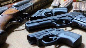 Фотография к новости: Қаңтарда заңсыз ұрланған қарулар маусымда табылып жатыр