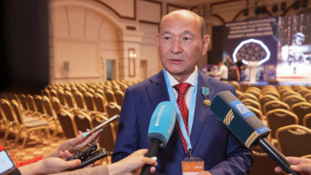 Фотография к новости: Еуропаның емханаларынан артта қалған жоқпыз – Серік Ақшолақов