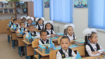 Фотография к новости: Биыл 400 мыңнан астам бала 1-сыныпқа барады