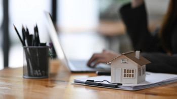 Фотография к новости: Смайылов тұрғын үй саясатын реттеу үшін Индустрия министрлігіне тапсырма берді