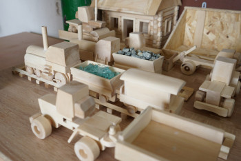 Павлодарлық колонияда бірегей эко-ойыншықтар жасалады