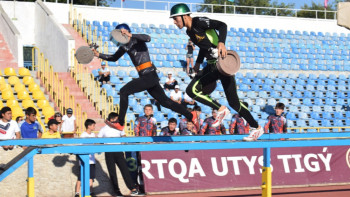 Фотография к новости: Шымкентте жасөспірімдер арасында өрт сөндіру-құтқару спортынан жазғы чемпионат өтіп жатыр