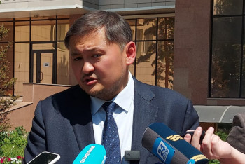 Фотография к новости: Биыл еліміздің ЖОО-на 88 111 грант бөлінді – министр