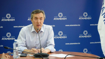 Фотография к новости: ҰКП кәсіпкерлерді Мемлекет басшысы тапсырмаларын орындауда бірігуге шақырды