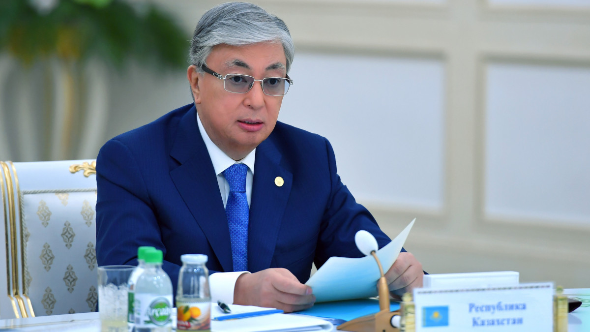 Мемлекет басшысы Орталық Азия елдеріне шекара маңы сауда-экономикалық хаб желісін құруды ұсынды