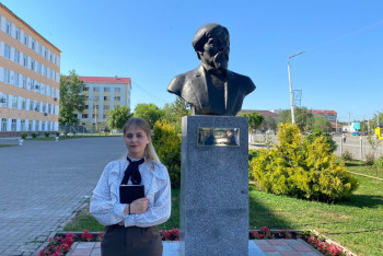 Фотография к новости: Болашақта тіл мектебін ашуды армандаймын – Юлия Лагуткина