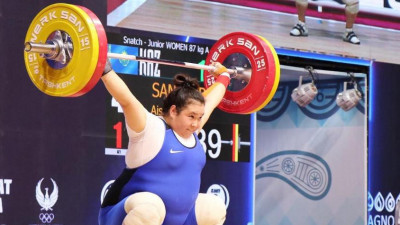 Айжамал Сансызбаева ауыр атлетикадан күміс медаль жеңіп алды