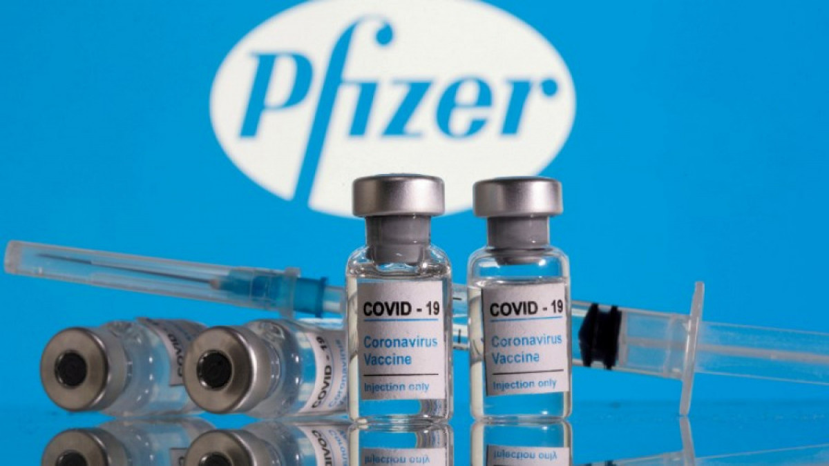 300 мың доза Pfizer вакцинасын сатып аламыз - вице-министр
