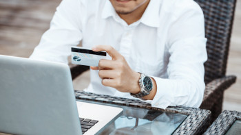 Фотография к новости: Алаяқтың құрбаны болмау үшін нені білу керек?