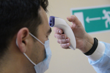 Қазіргі Cоvid-19-дің белгілері қандай?