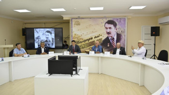 Фотография к новости: Ақтөбе жұрты Шәмшіні еске алды