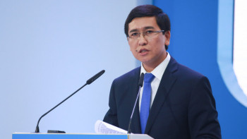 Фотография к новости: Мұғалімдердің жалақысы жыл сайын 25 пайызға көбейеді – Аймағамбетов