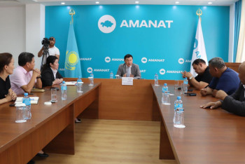 Фотография к новости: Мәжіліс депутаттары Маңғыстауға келді